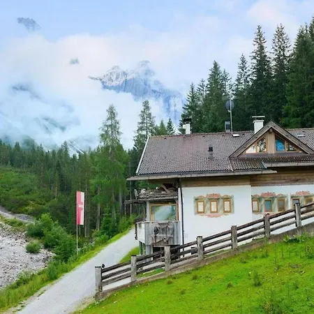 Amazing Chalet With Sauna Up To 15 Guests *